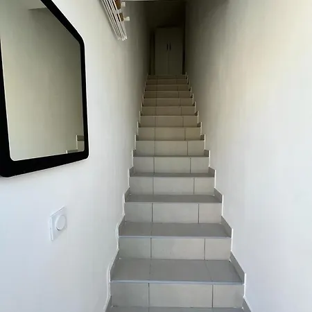 Apartment Charming Townhouse Downtown
