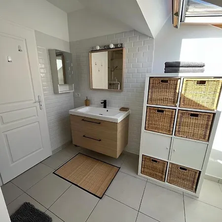 Charming Townhouse Downtown Lejlighed